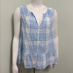 Gap white and blue checkered peplum tank
size small NEW
